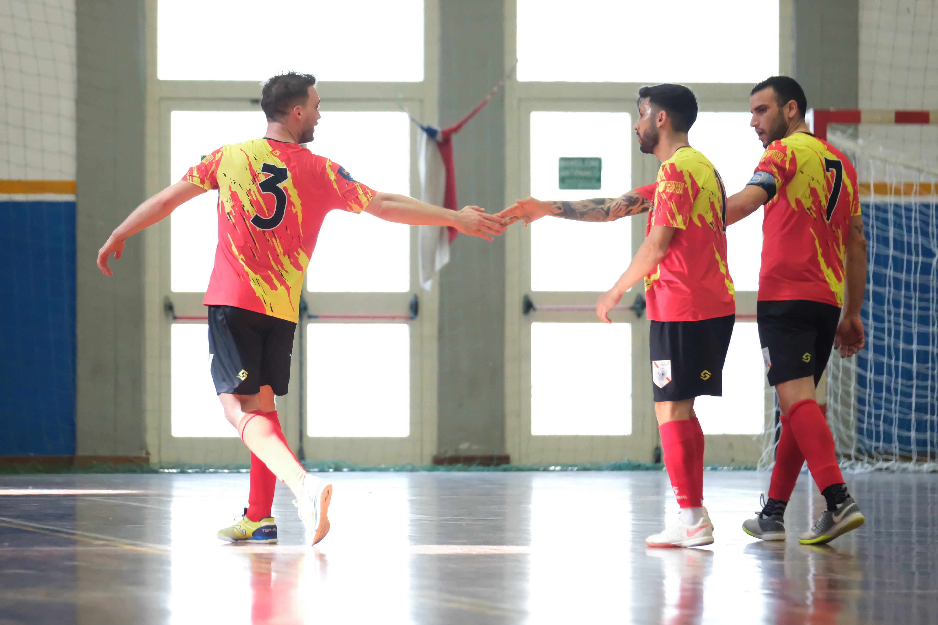 CUS PALERMO FUTSAL v SPORTING ALCAMO - Serie B Futsal // PALERMO, ITALY - DECEMBER 21: CUS Palermo team celebrate their goal during the Serie B Futsal match between CUS Palermo Futsal and Sporting Alcamo at PalaCUS on december 21, 2024 in Palermo, Italy. (Photo by Federico Serra)