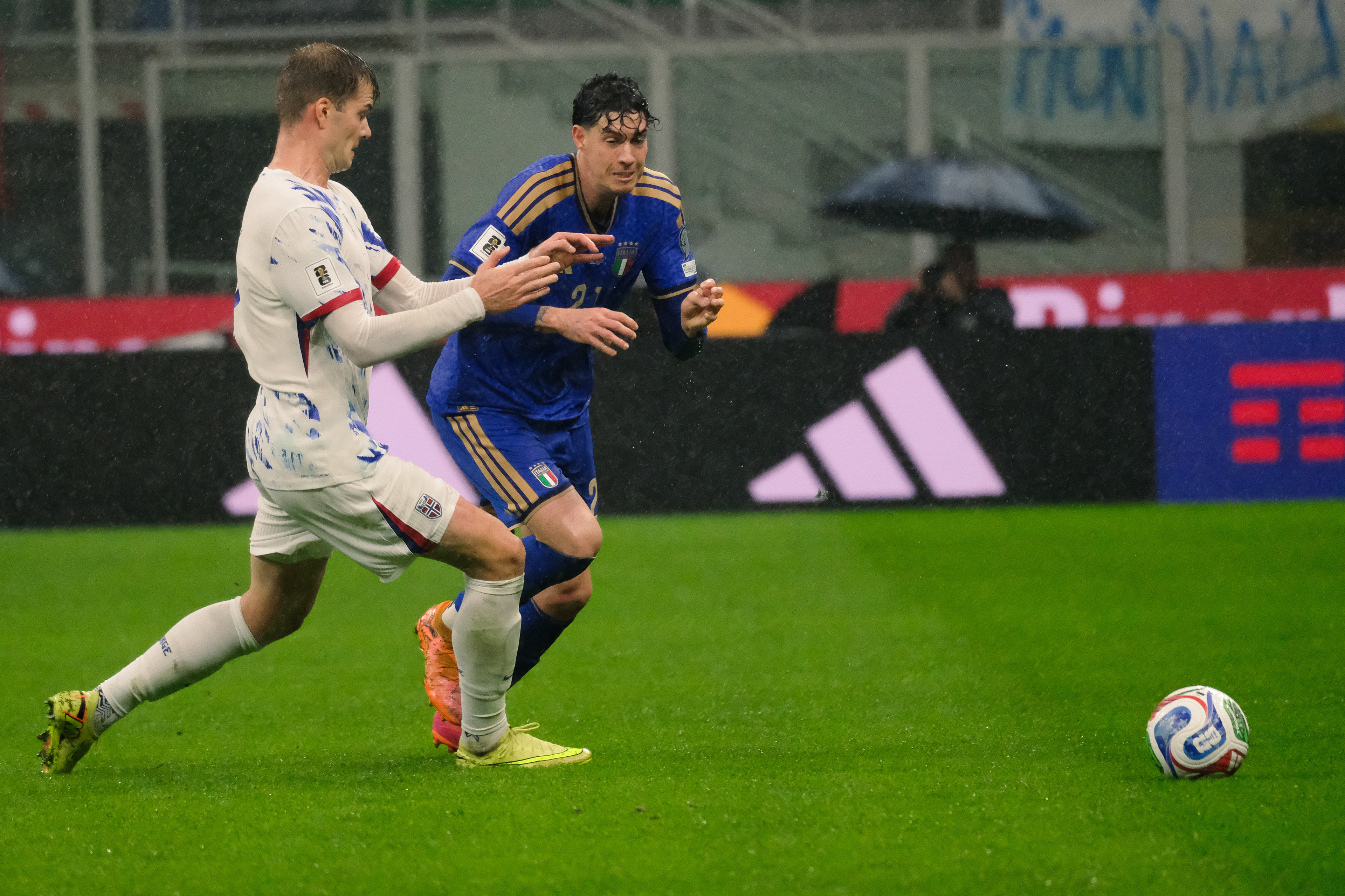 Italy against Norway during the European Qualifiers 2025 match at Giuseppe Meazza Stadium (San Siro) in Milan, Italy, on 16 November 2025/2026; in the photo: Alessandro Bastoni (Italy)