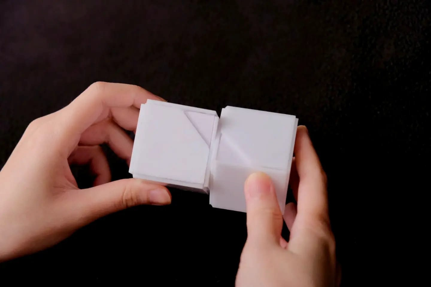 Twisting Cubes