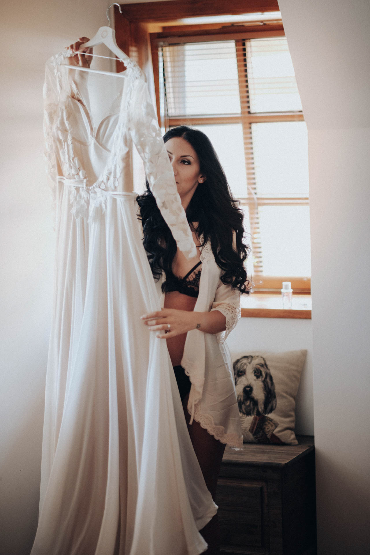 oblékání nevěsty v penzionu jízdárna hejtmánkovice