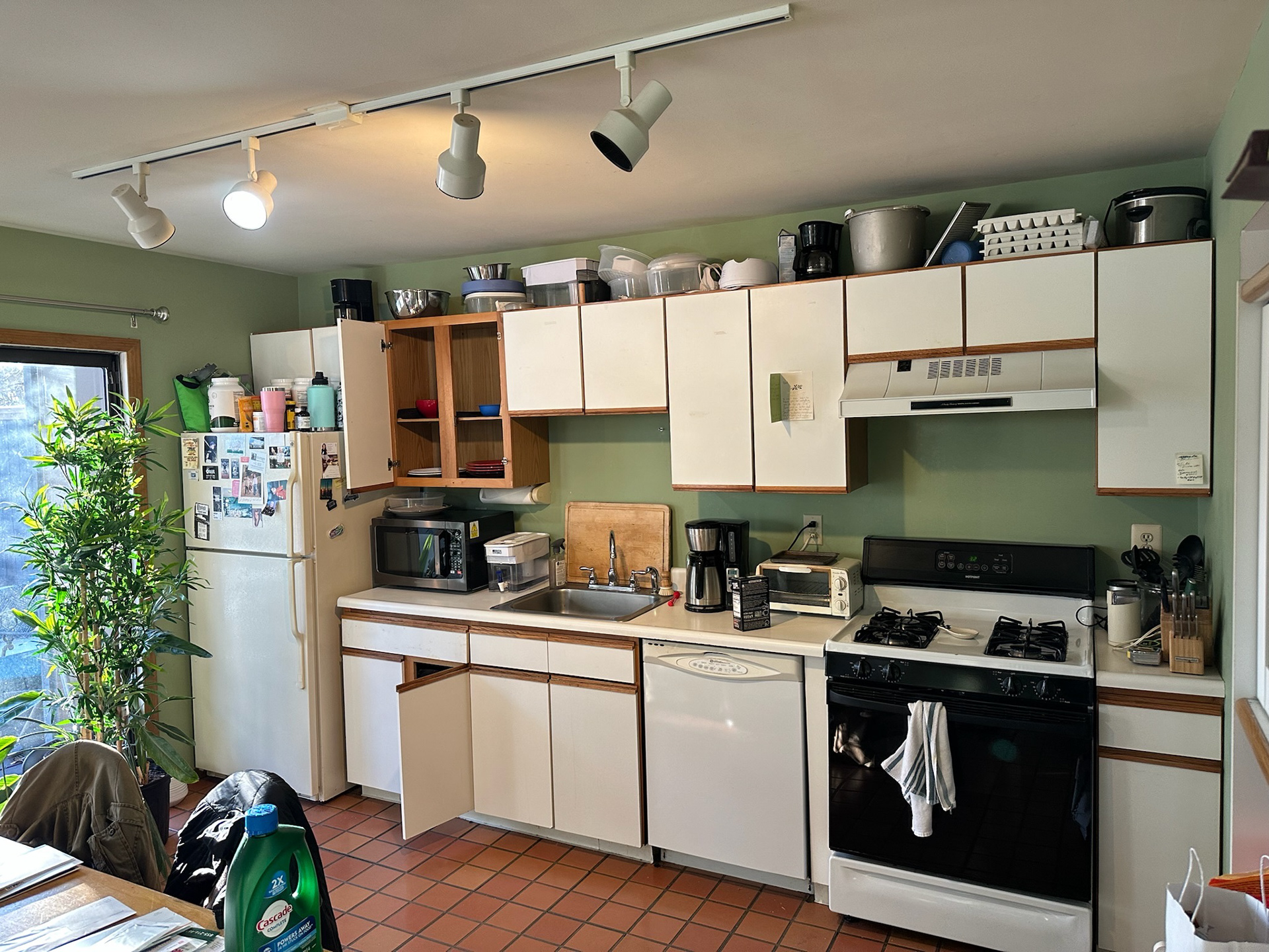 Before Kitchen remodel