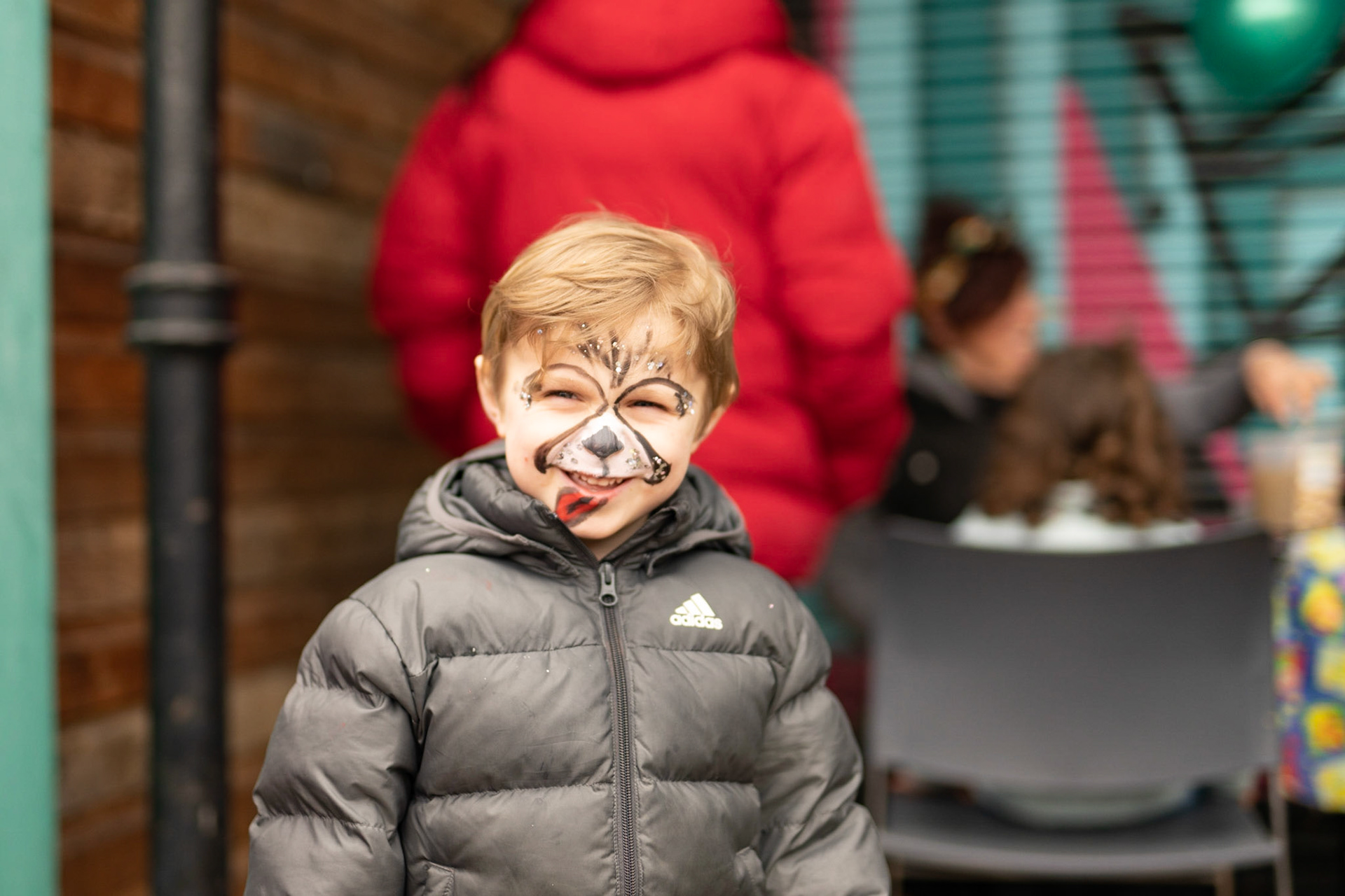 Chrisp Street E14 Easter Community event