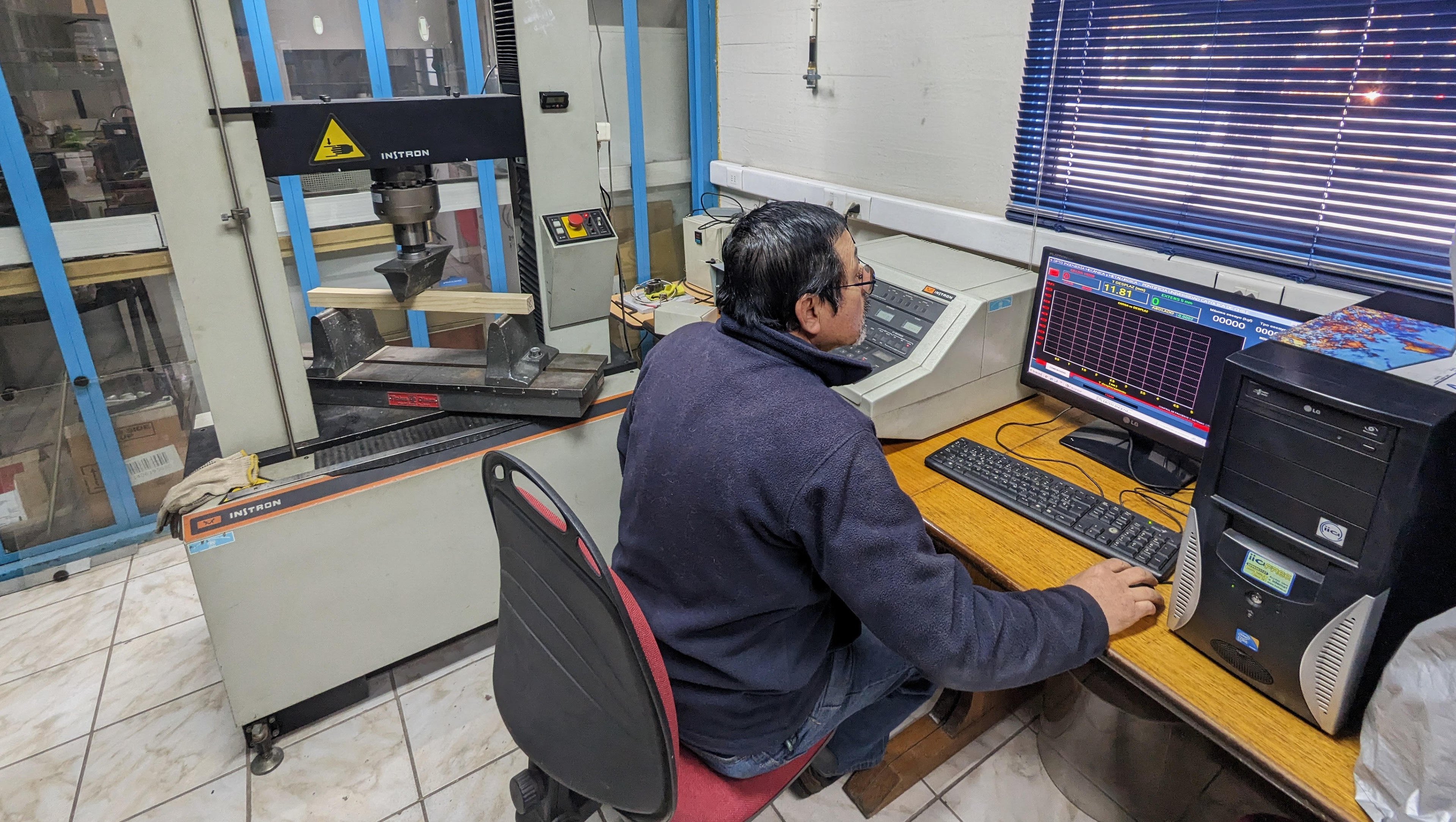 Tests were performed to obtain MOE and MOR of different density profiles.