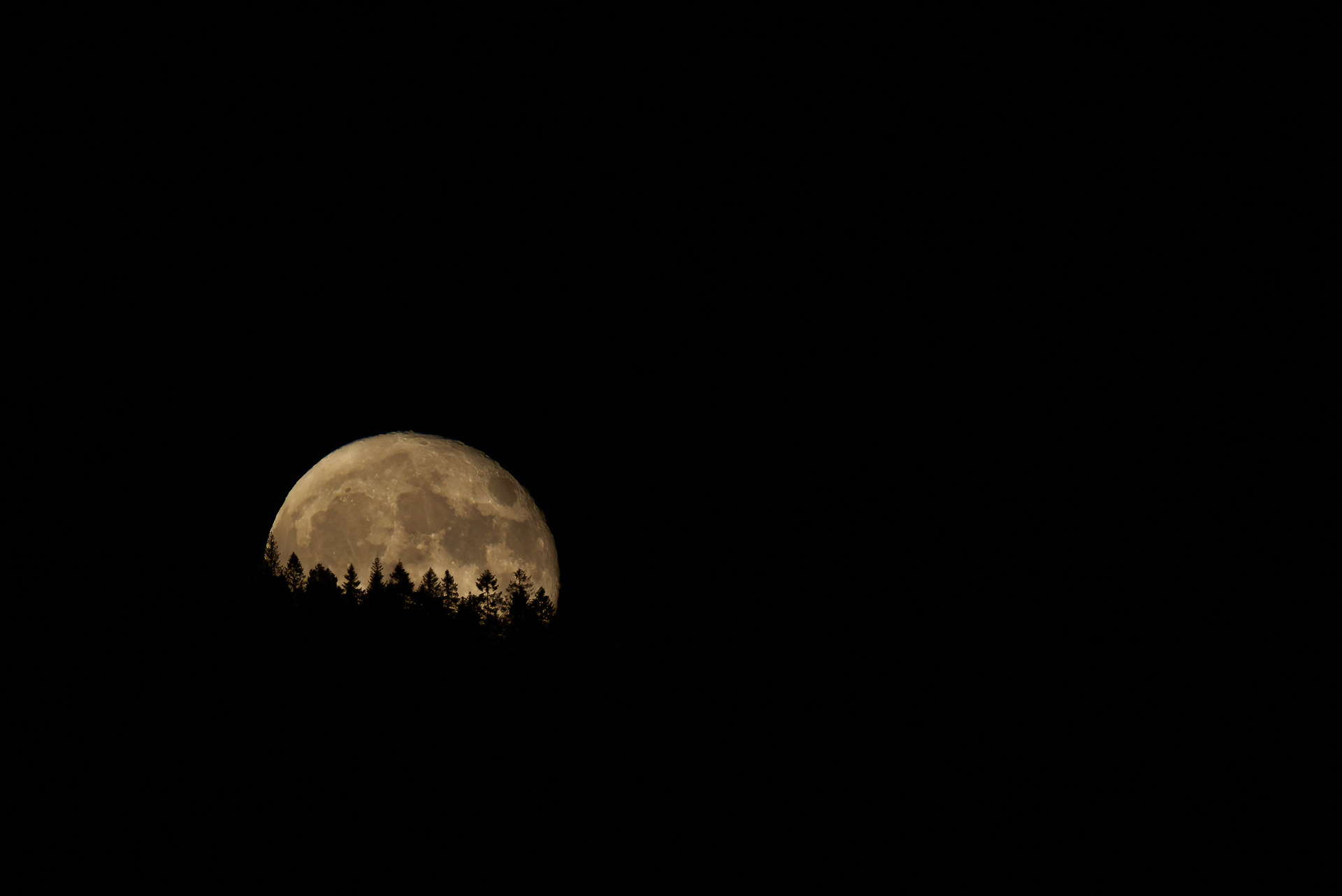 Moonrise - Romeriksåsen, Nittedal, Norway
