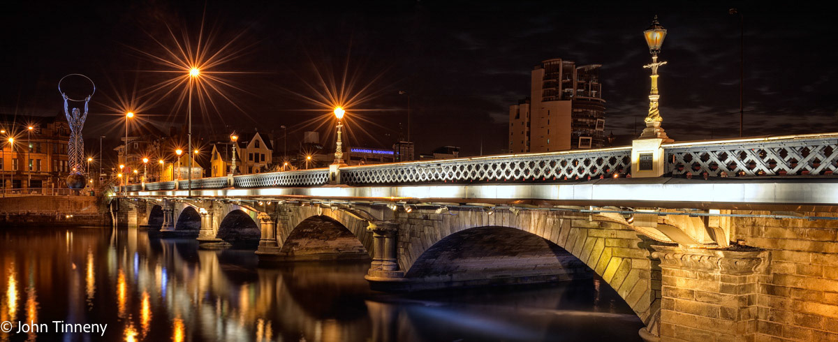 Queen's Bridge