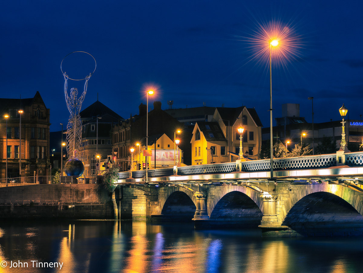 Queen's Bridge - II