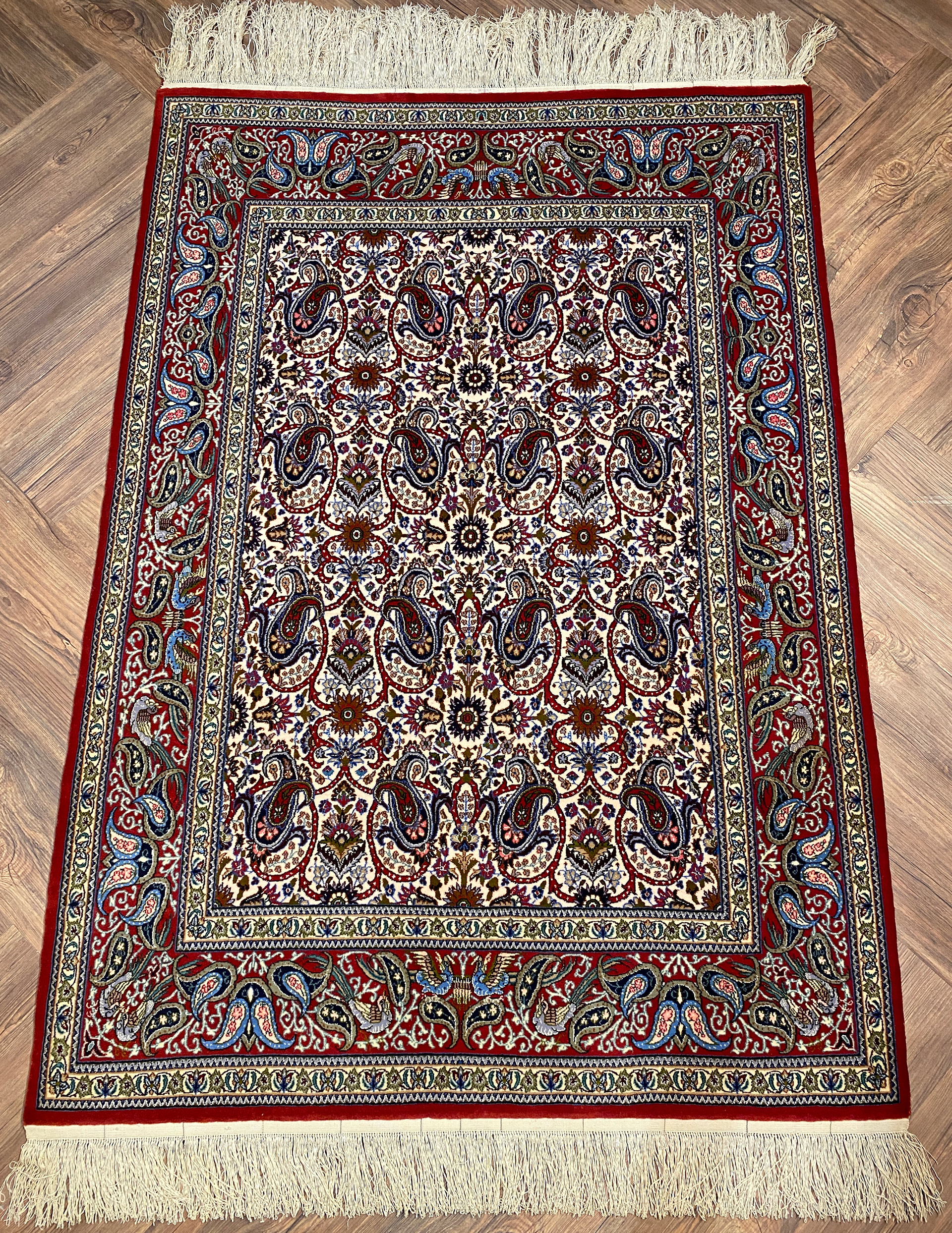AS2902-94 - Persian Isfahan W&S - 114 x 157 cm