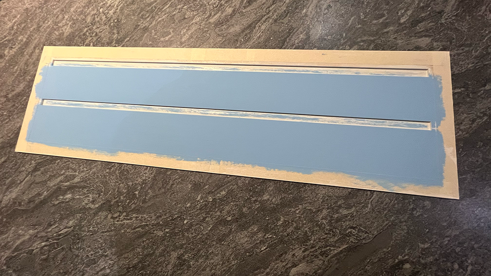 Painted letters pockets.