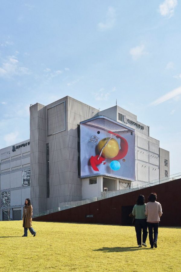 박제성, 'Eyes of', 2022~2023, Anamorphic 3D animation, Image Captioning AI, ChatGPT, 4' 40"