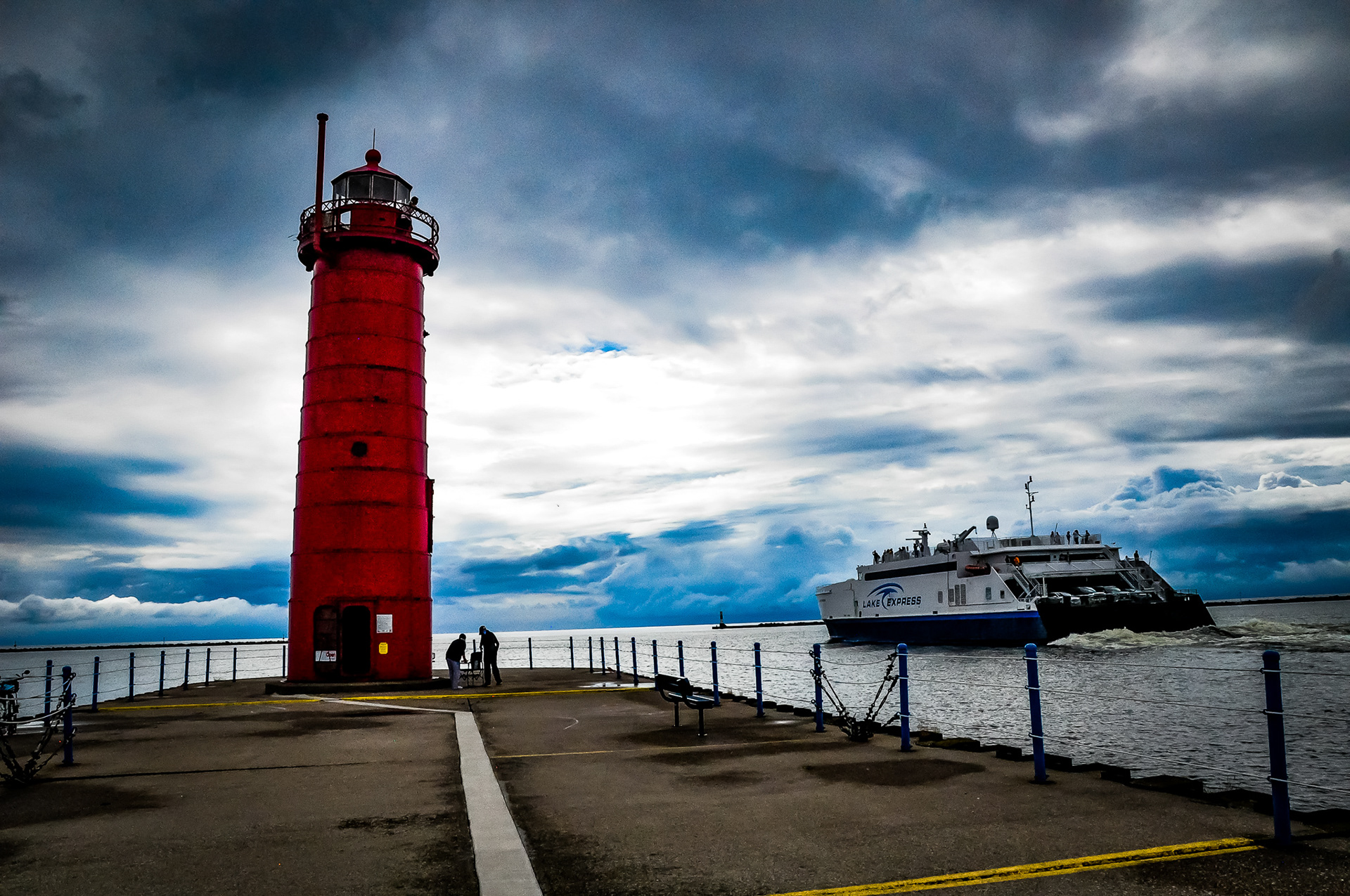 Muskegon South Pierhead Light; Muskegon. July 2018.