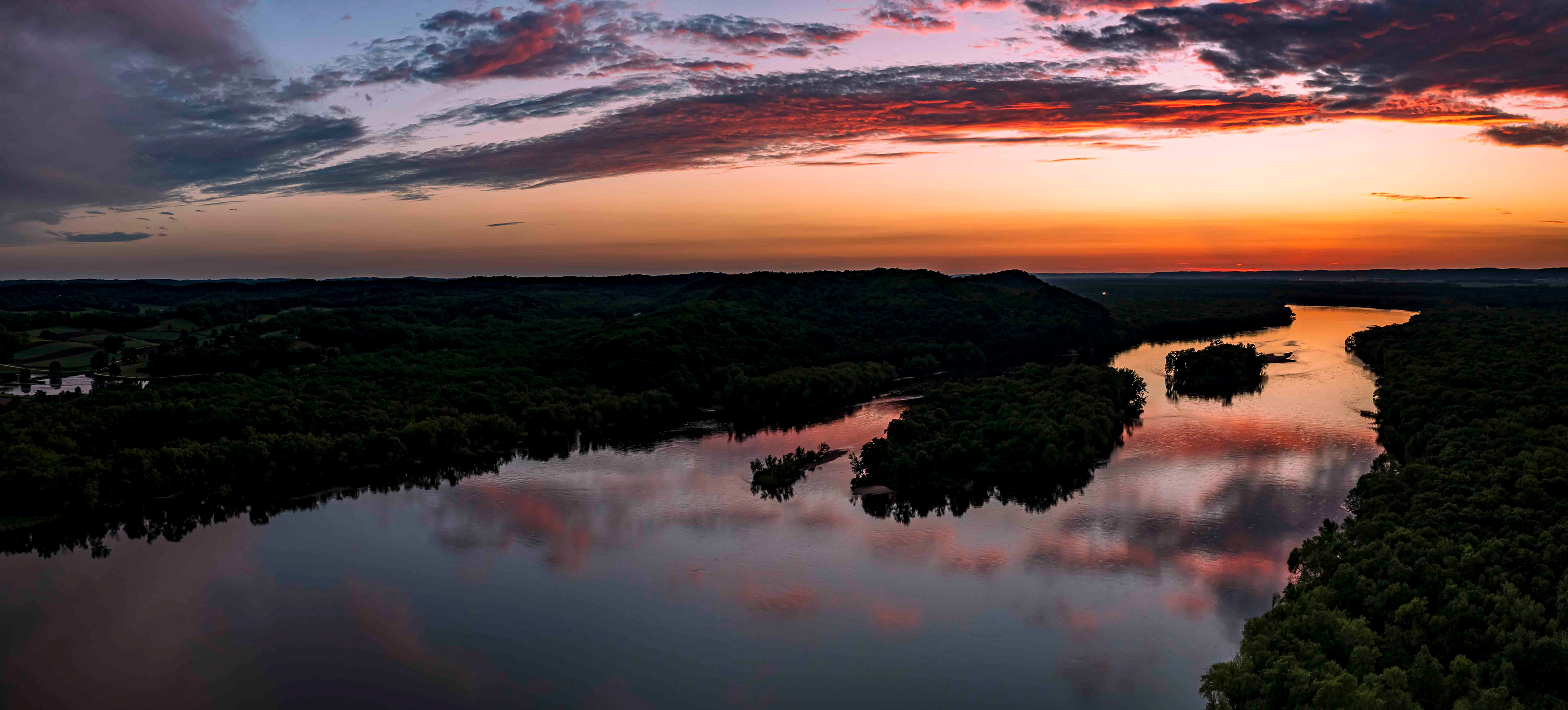 Wisconsin River sunset near Talieson Wisconsin with Mavic 2 Pro hdr panorama