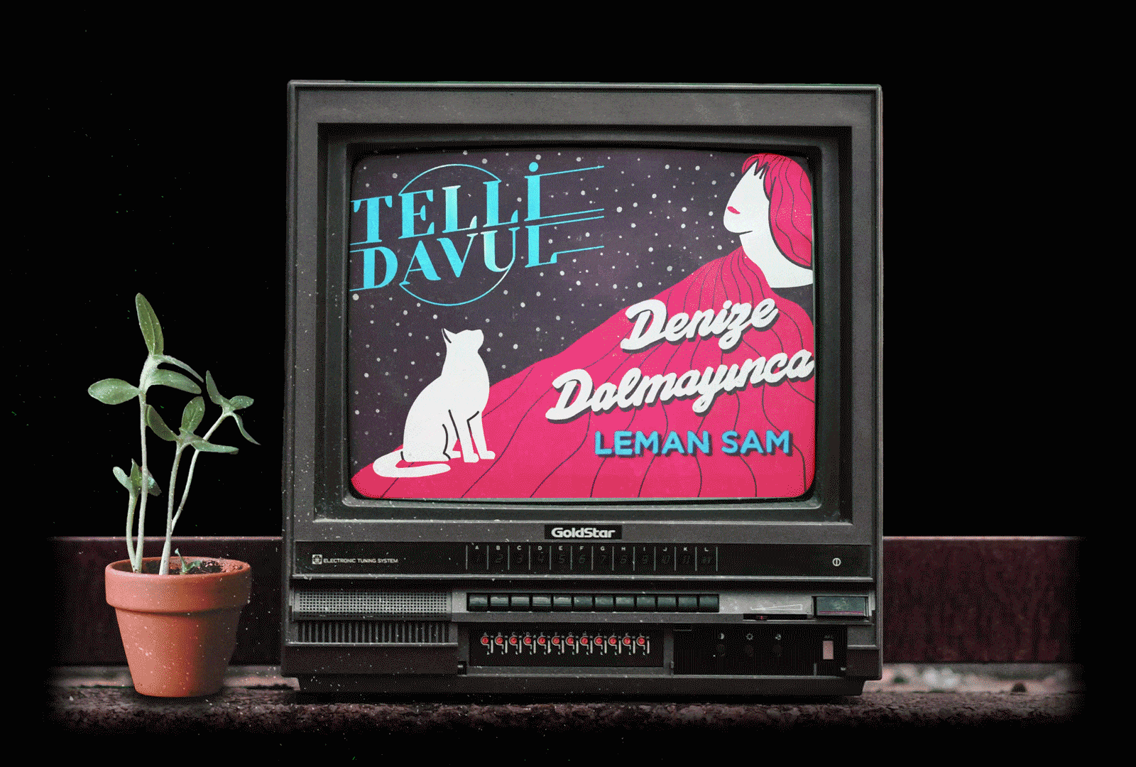 Telli Davul blends Turkish Folk Rock with modern psychedelia. They featured 90s Turkish pop artist Leman Sam on their single 'Denize Dalmayınca.' Created the artwork and lyrics video for this track. Türk Folk Rock ve modern psikedeliği harmanlayan Telli Davul, 'Denize Dalmayınca' single’ında 90’lar Türk pop sanatçısı Leman Sam’ı konuk olarak ağırladı. Bu şarkı için kapak tasarımını ve loop animasyon klibini hazırladım.