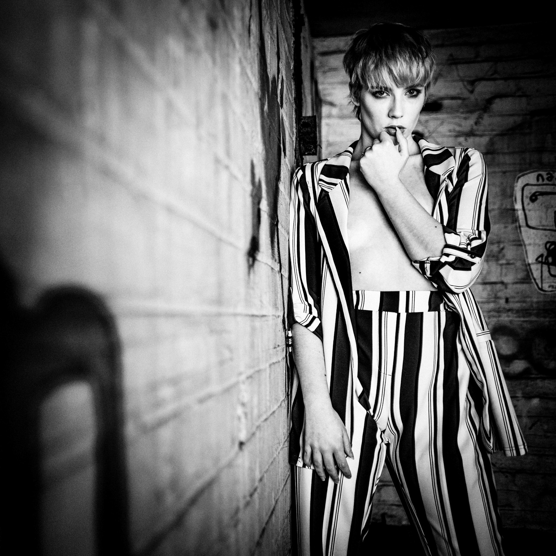 Fashion shoot in an urbex location with Kate Laura @kateee2610