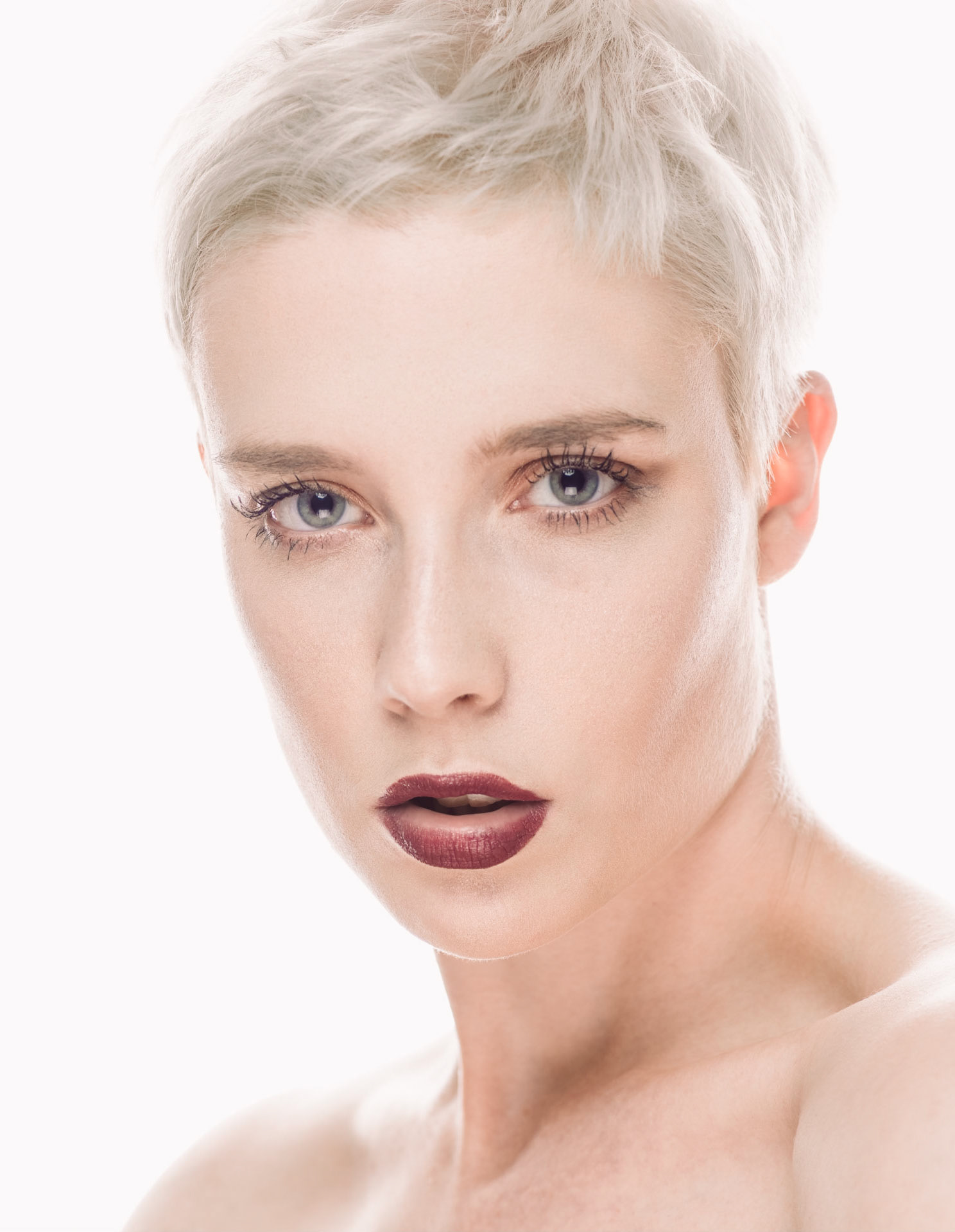 Model: Kate Laura