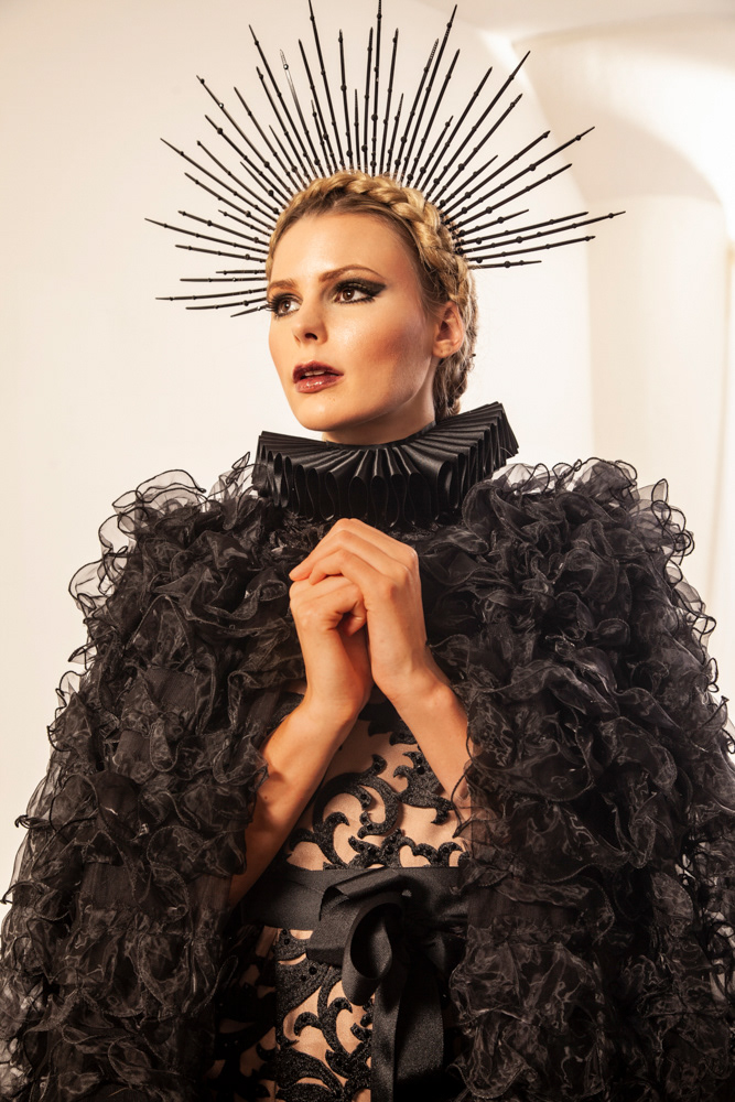 EMIL COUTURE Collection "Portraits"