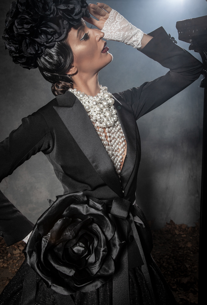 EMIL COUTURE Collection "Time Travel"