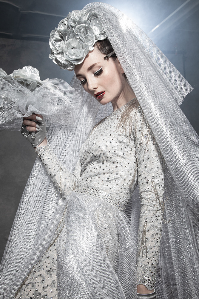 EMIL COUTURE Collection "Time Travel"