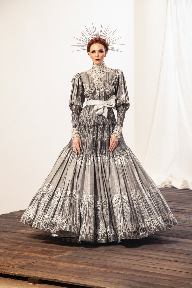 EMIL COUTURE Collection "Portraits"