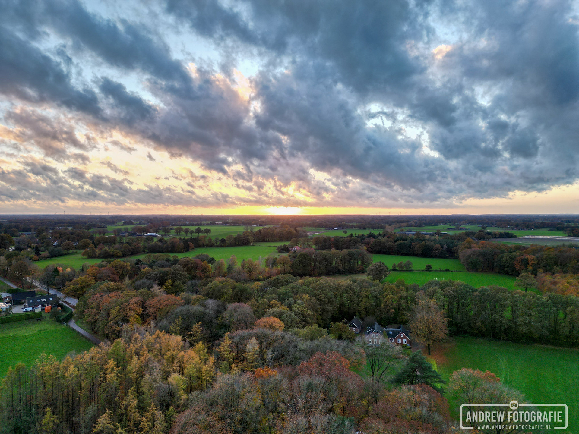 Zonsondergang in Aalten (13-11-2023)
