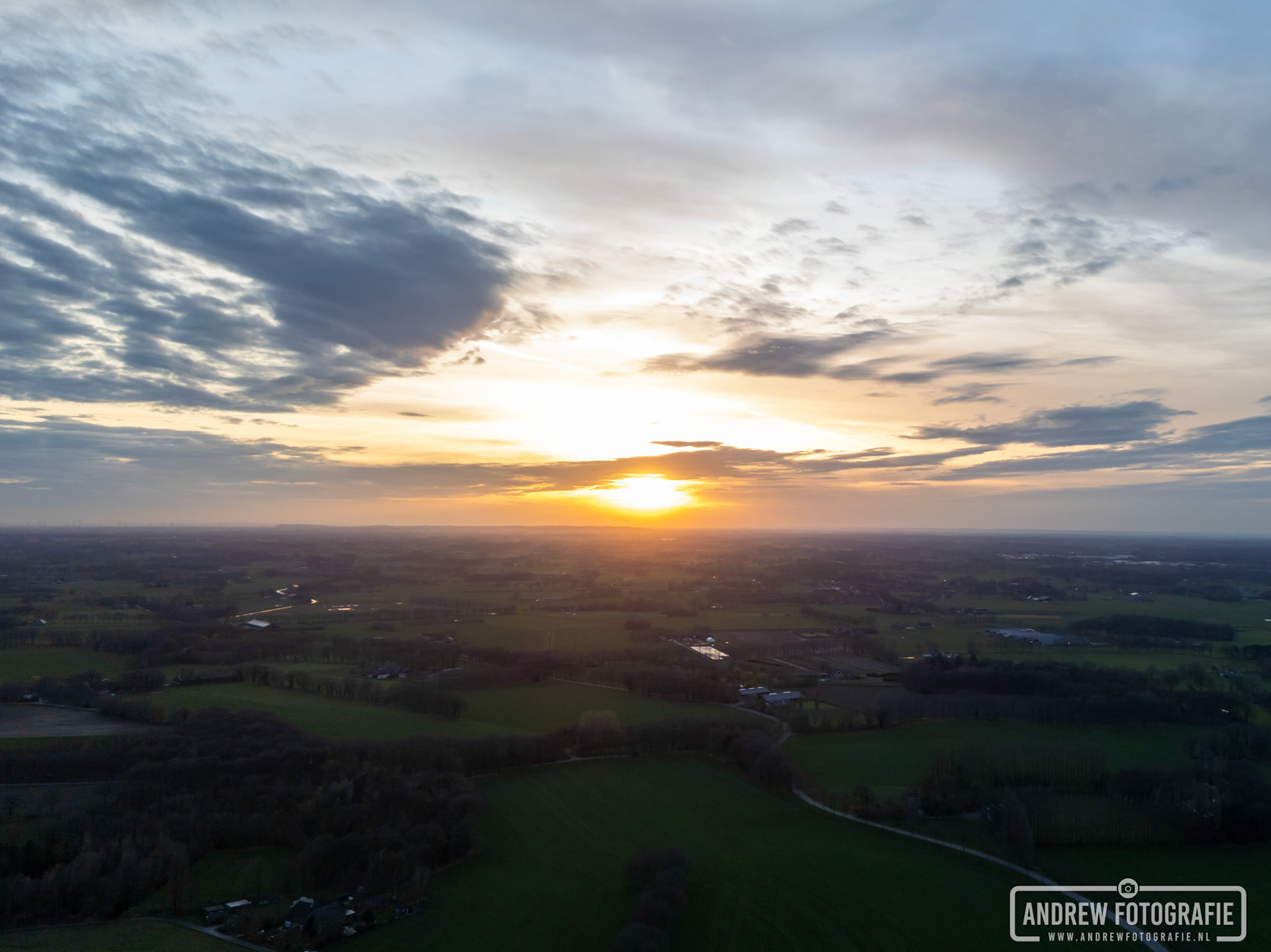 Zonsondergang in Aalten (26-03-2024)
