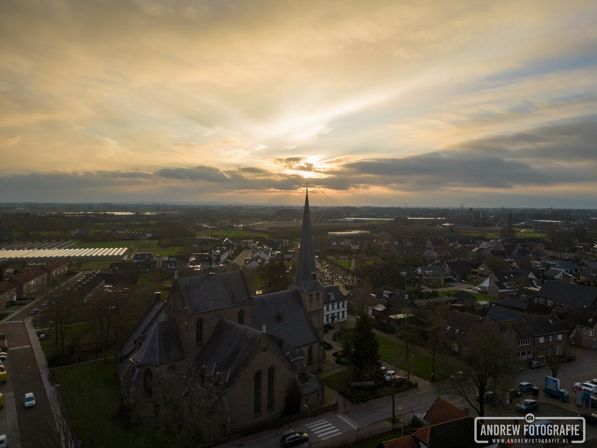 Zonsondergang in Groessen (14-12-2023)