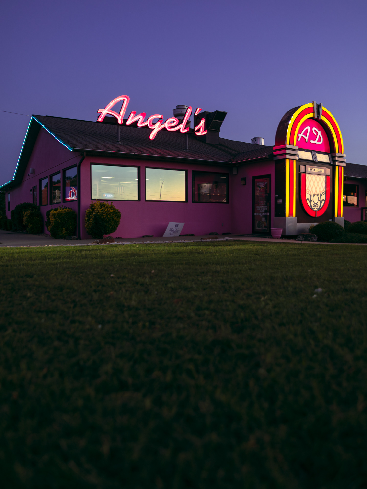 ISO 200 @24mm F/2.8 1/60s