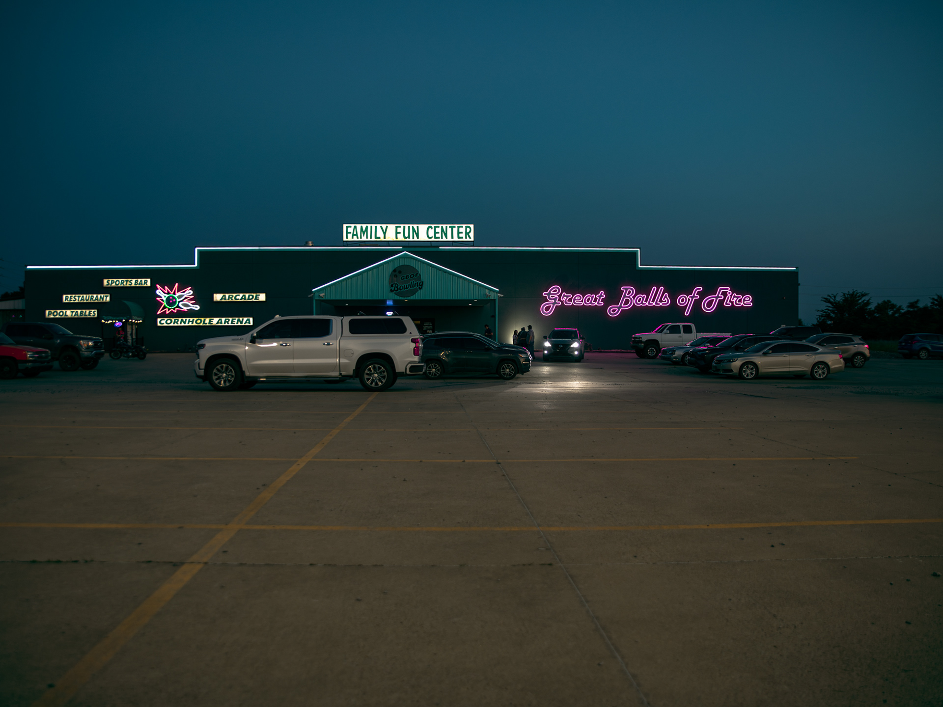 ISO 200 @24mm F/2.8 1/50s