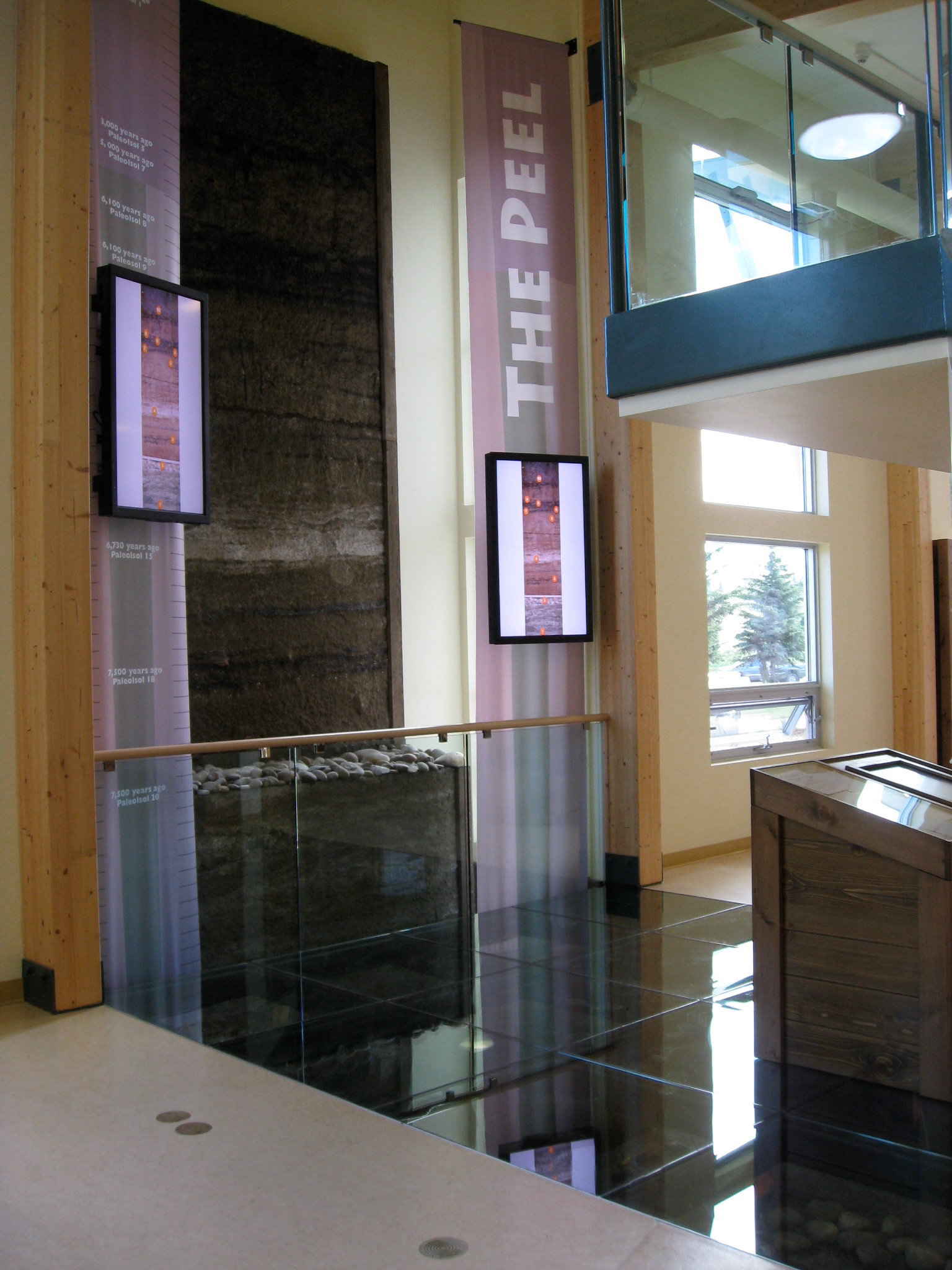 Archaeological peel display