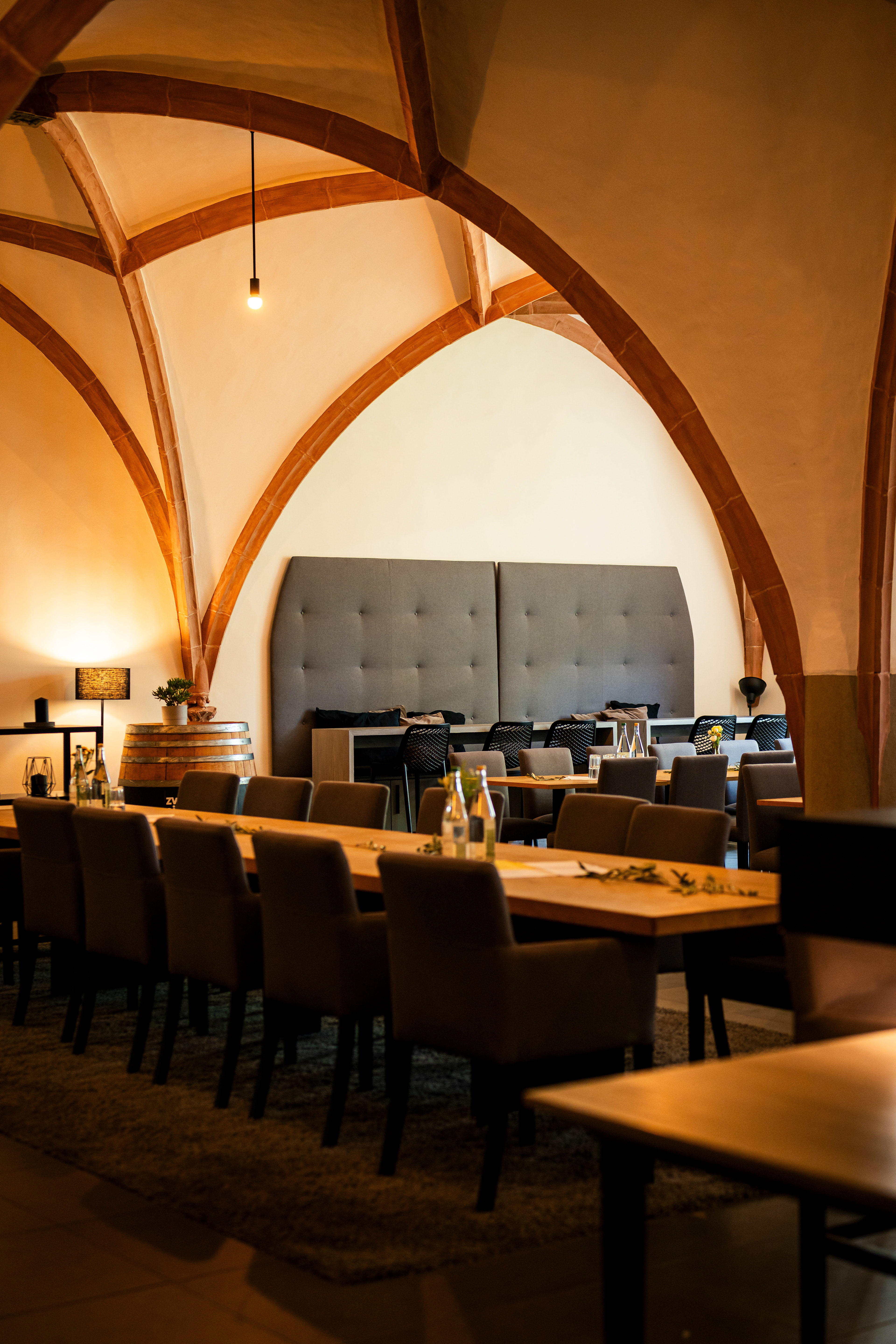 Hochzeitslocation mit festlicher Deko – Hochzeit Biberach und Bad Buchau am Federsee, Fotograf Oggelshausen