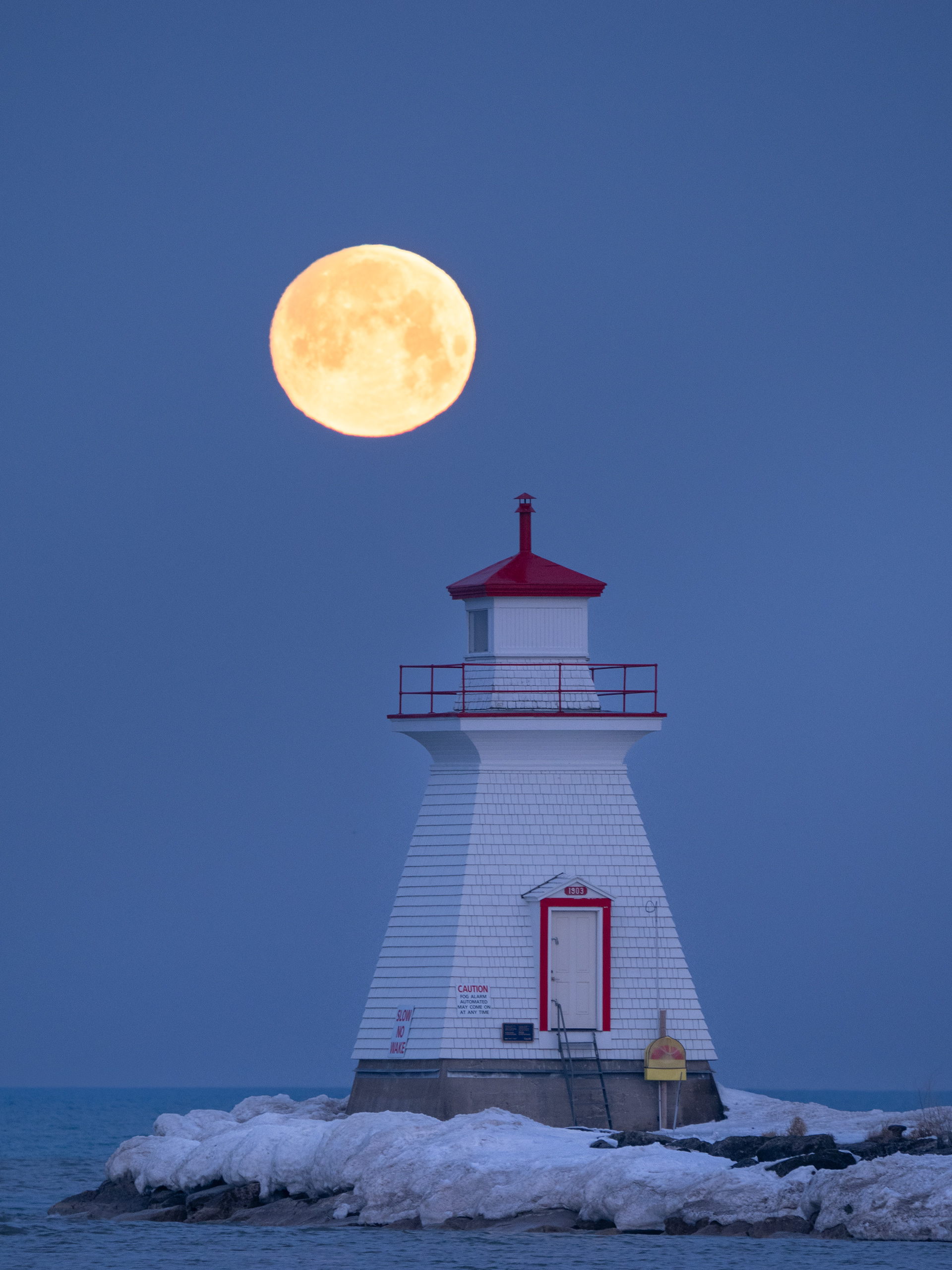 Snow Moon 1