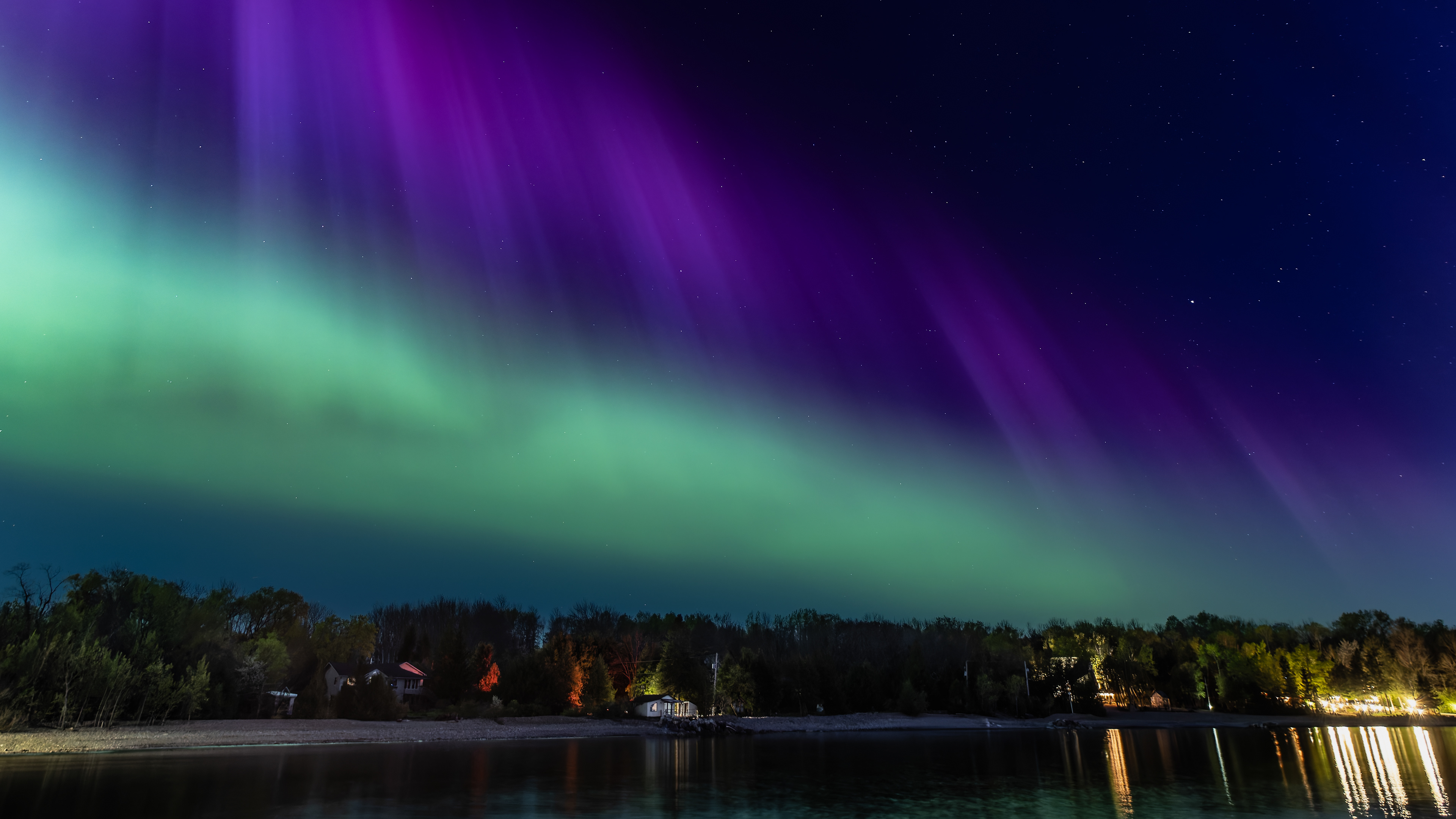 Big Bay Aurora
