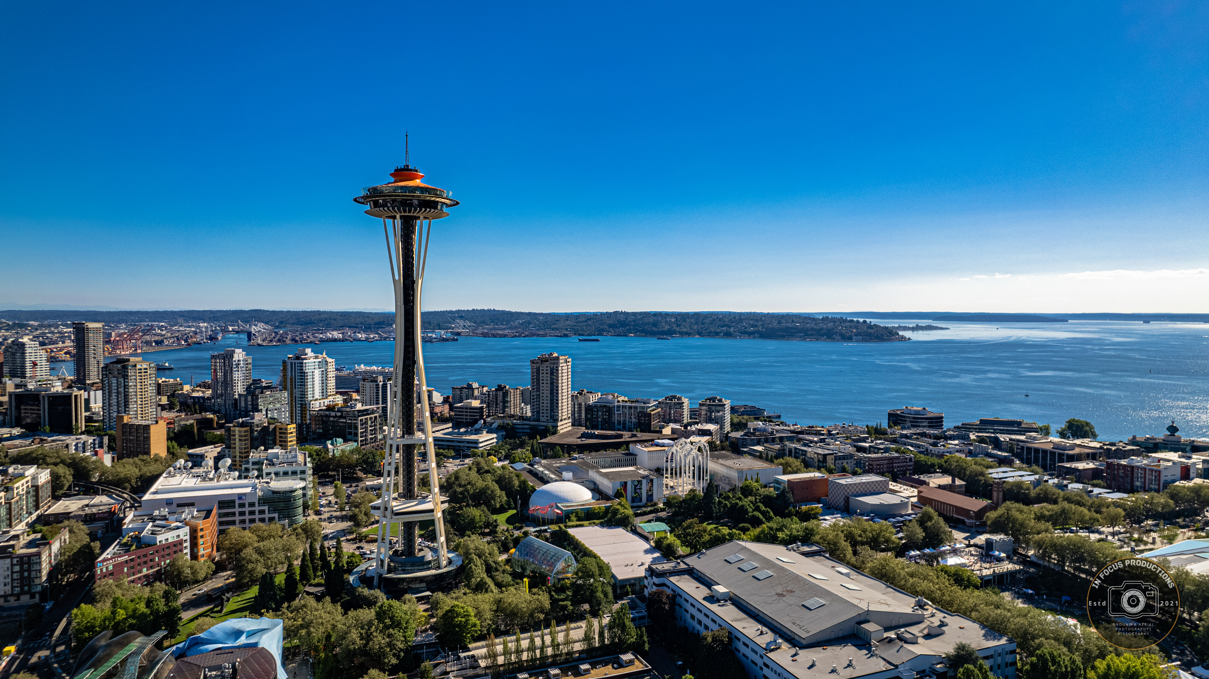 Aerial imagery of Seattle's Space Needle