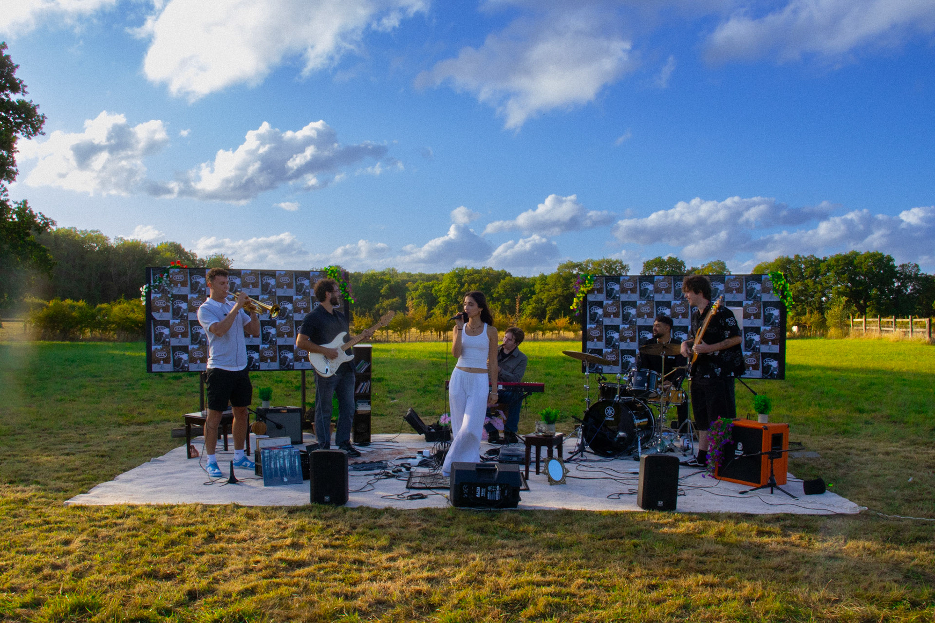 Nina Arya with the SSS Studios band