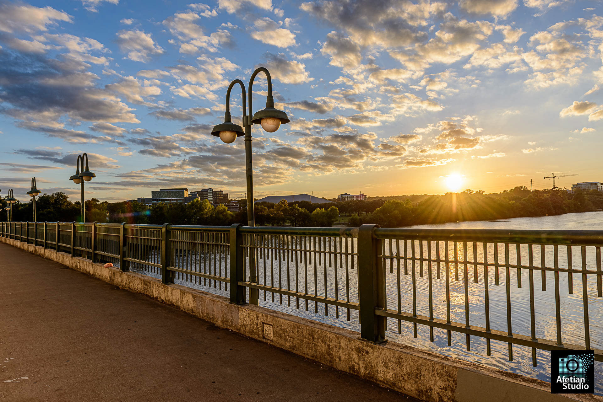 Bridge at S 1ºST - Lady Bird Lake - Austin / TX - USA 🇺🇸