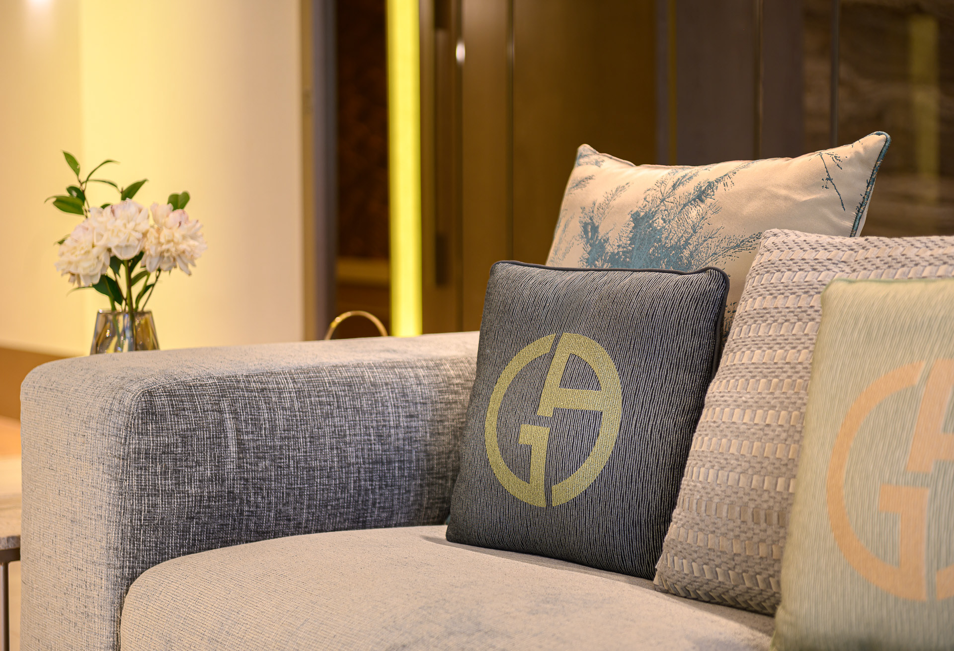 VISTA Cyrela, furnished by ARMANI / CASA - ©2025