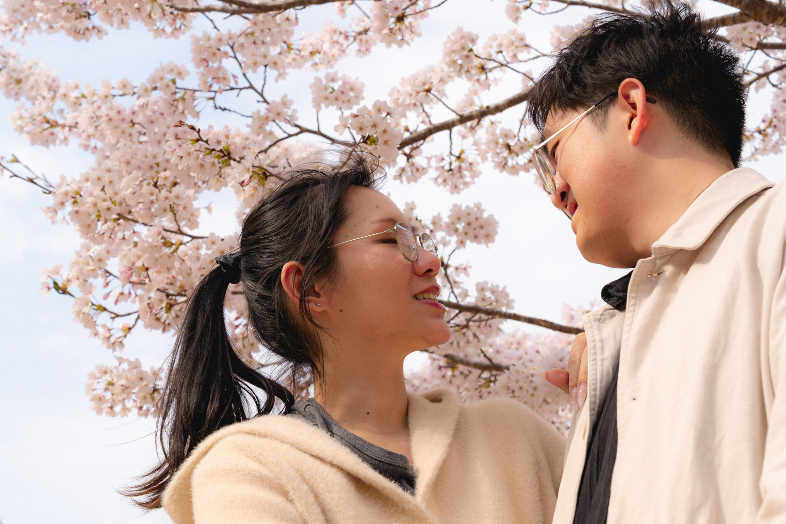 Cherry Blossoms Couple Photoshoot in Osaka by Paren Creates