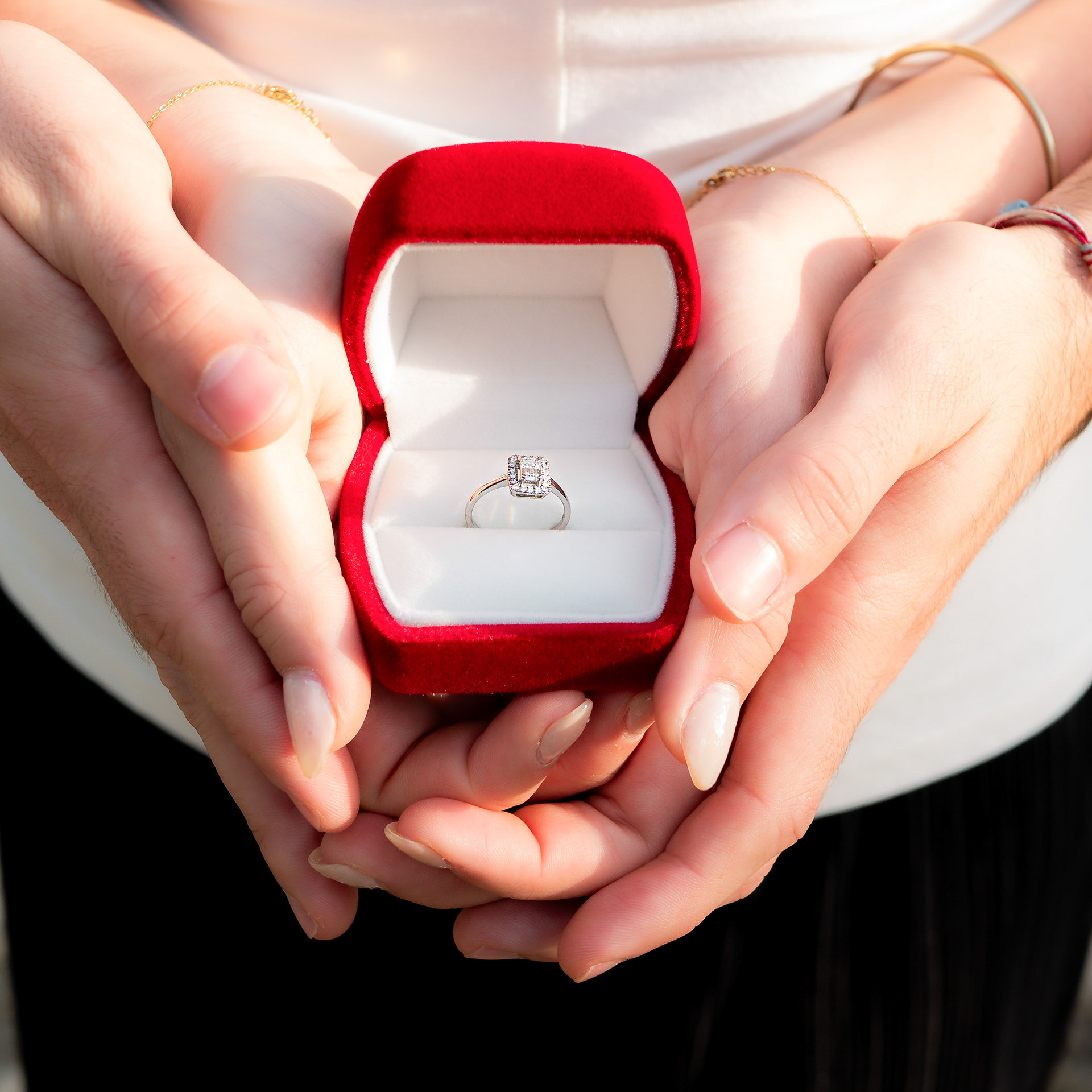 Engagement photoshoot for European clients in Osaka, shot by Paren Creates