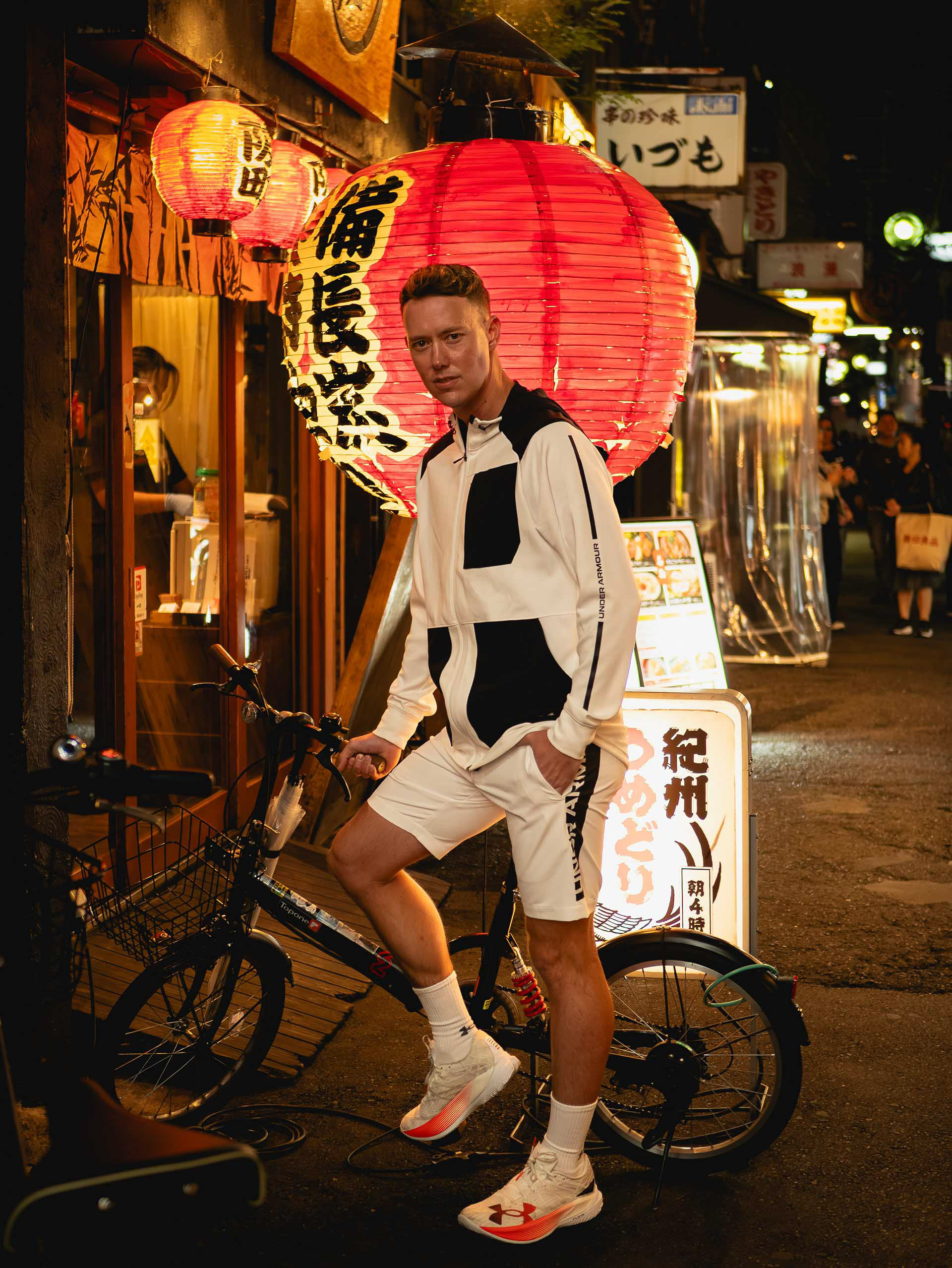 Osaka Dotonbori Night Time Photoshoot for Australian Client by Paren Creates