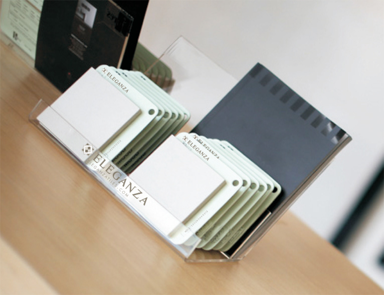 tile holder