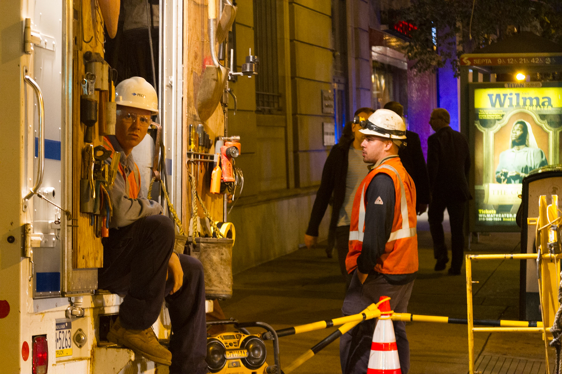 After the first half day NAPFA Board Meeing, we walked to diner.  I had my camera with me.