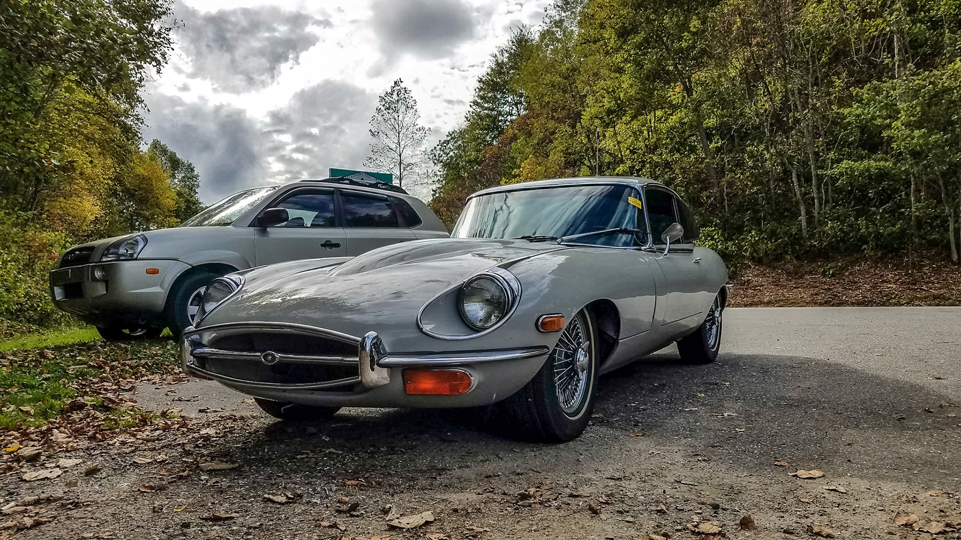 October 6, 2017 Christie was out of town for her forty-fifth high school class reunion.  I went on a drive for photography, just as fall color started to show.  It was a good day for this kind of trip, with good landscapes and a few vintage cars at First Baptist Church in Farragut, followed by the Cherohala Skyway and Fontana Dam.