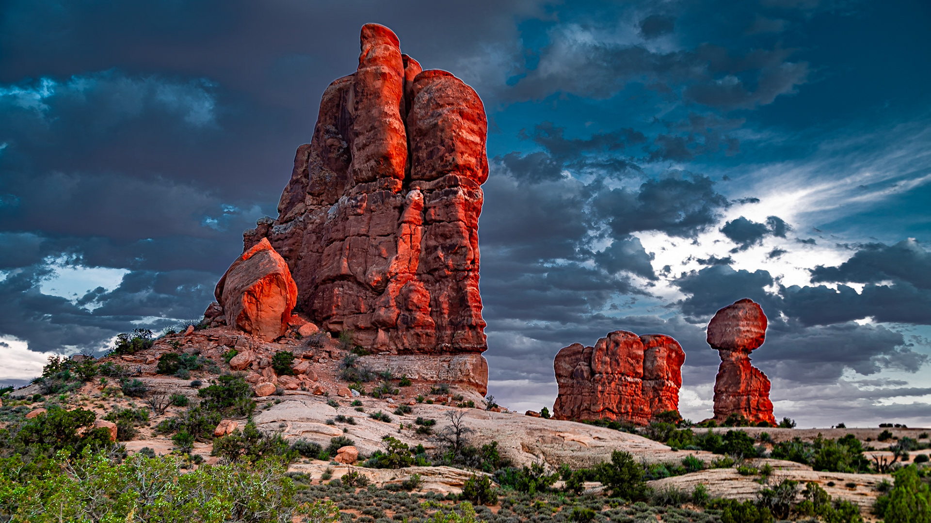 Balanced Rock and Friends