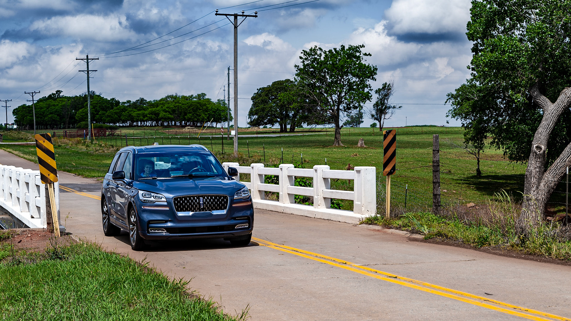 I crossed the bridge at this location in 1960, with my parents, in a car without air conditioning.  A map I drew as we traveled then passes through Elk City on Route 66.