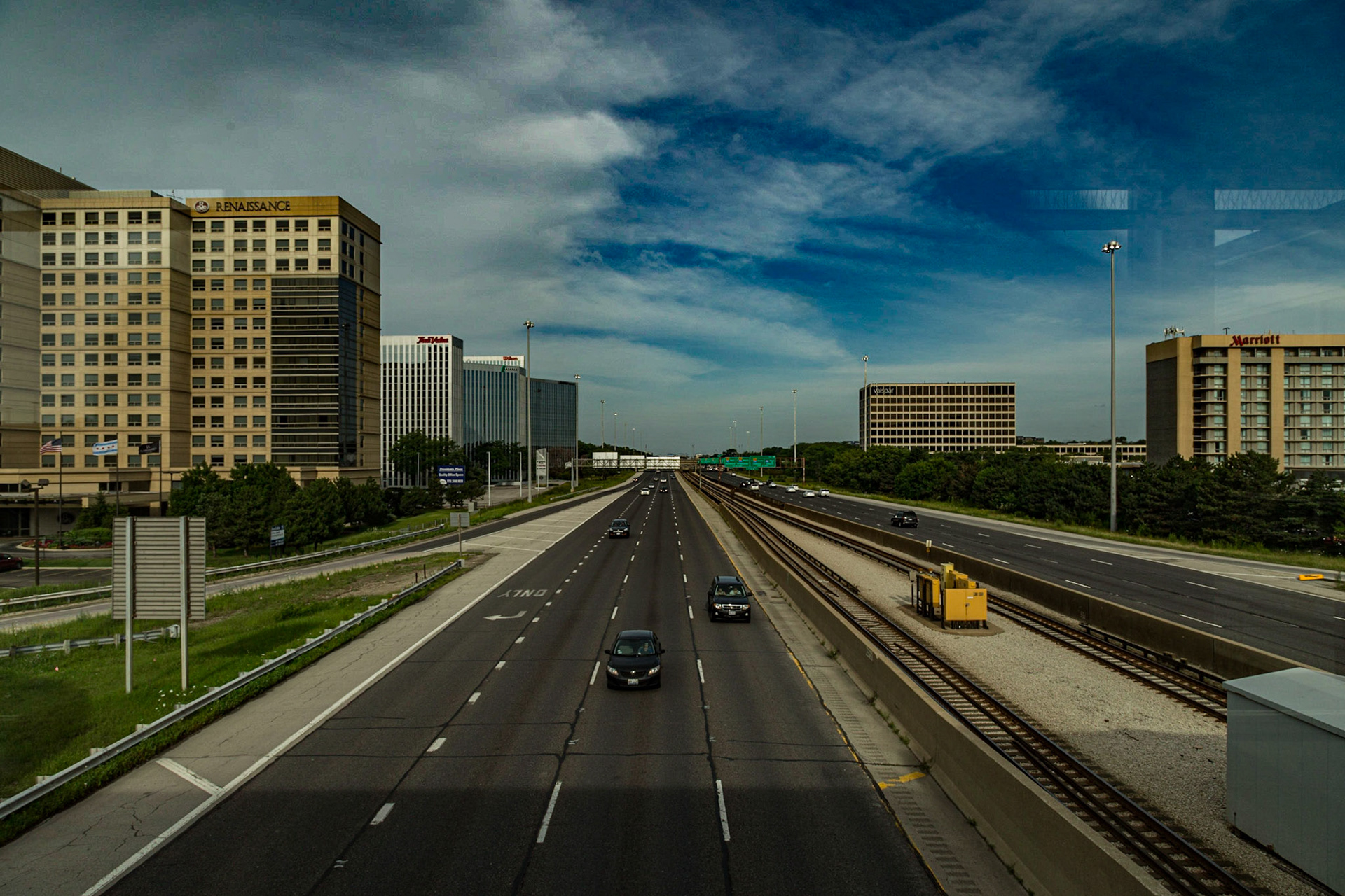 Cumberland Metro Station, Chicago
