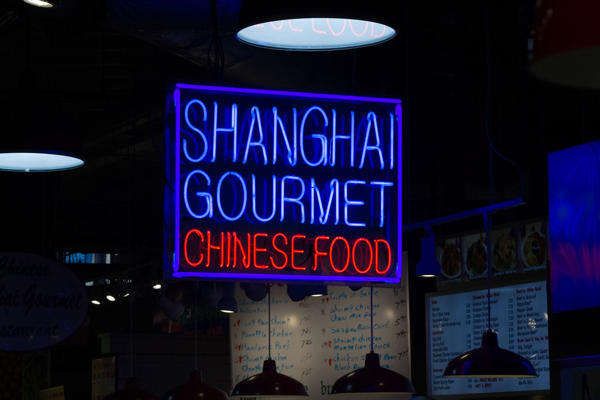 The day before the October 2013 NAPFA Board Meeting, I was in Philadelphia intending to shoot in Valley Forge National Park.  Because of a government shutdown, I spent the day walking the streets in downtown Philadelphia.