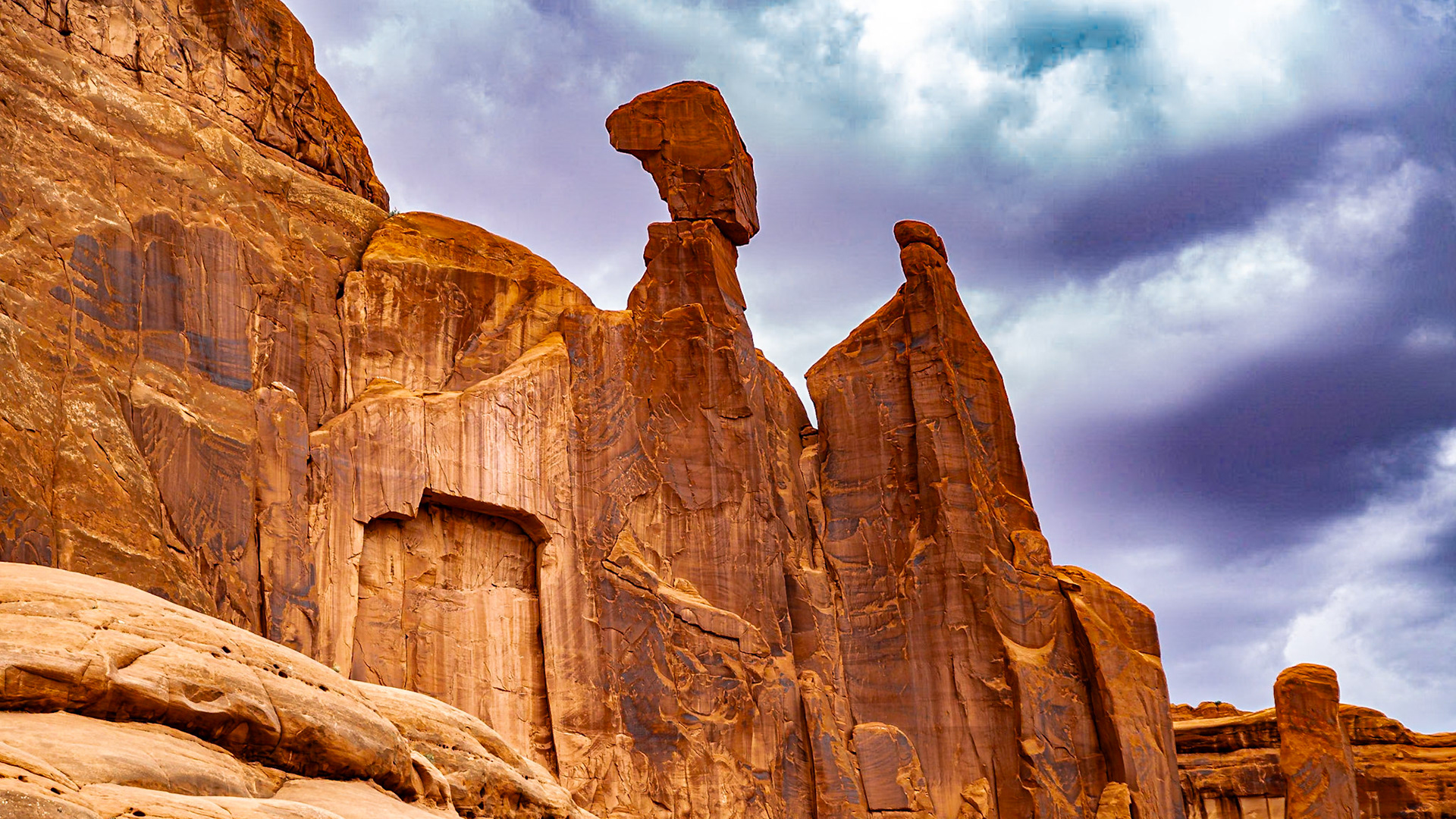 I have forgotten the name of this balance rock formaiton.