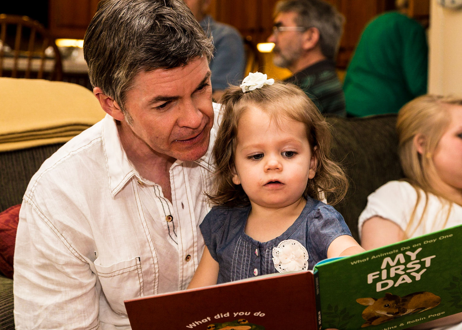 Barry and Tina brought Kendri here for Clay McCammon's last play at CAK. Eric, Lenzie, Trever, Grace and Josephine came to Knoxville as well. On Sunday afternoon, we hosted "the family."