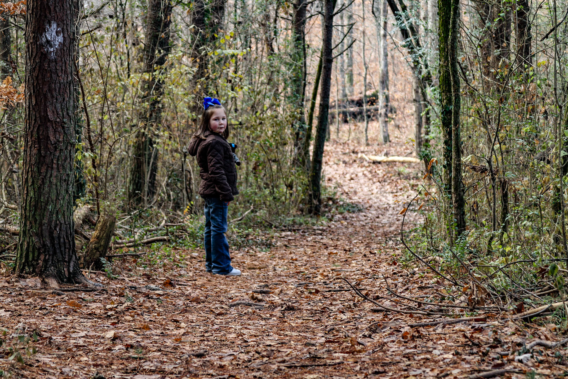 Raven &amp; Sophia came to Grammy's house for an early Christmas.  Their dad arrived in Kuwait a couple of days ago.