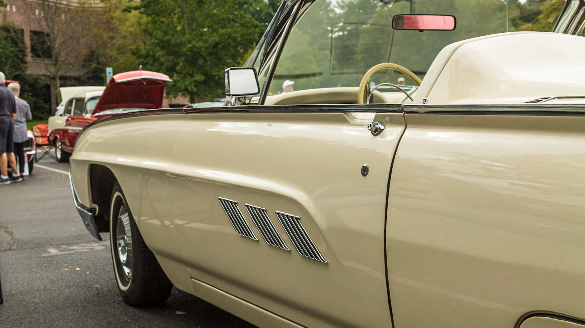 October 6, 2017 Christie was out of town for her forty-fifth high school class reunion.  I went on a drive for photography, just as fall color started to show.  It was a good day for this kind of trip, with good landscapes and a few vintage cars at First Baptist Church in Farragut, followed by the Cherohala Skyway and Fontana Dam.