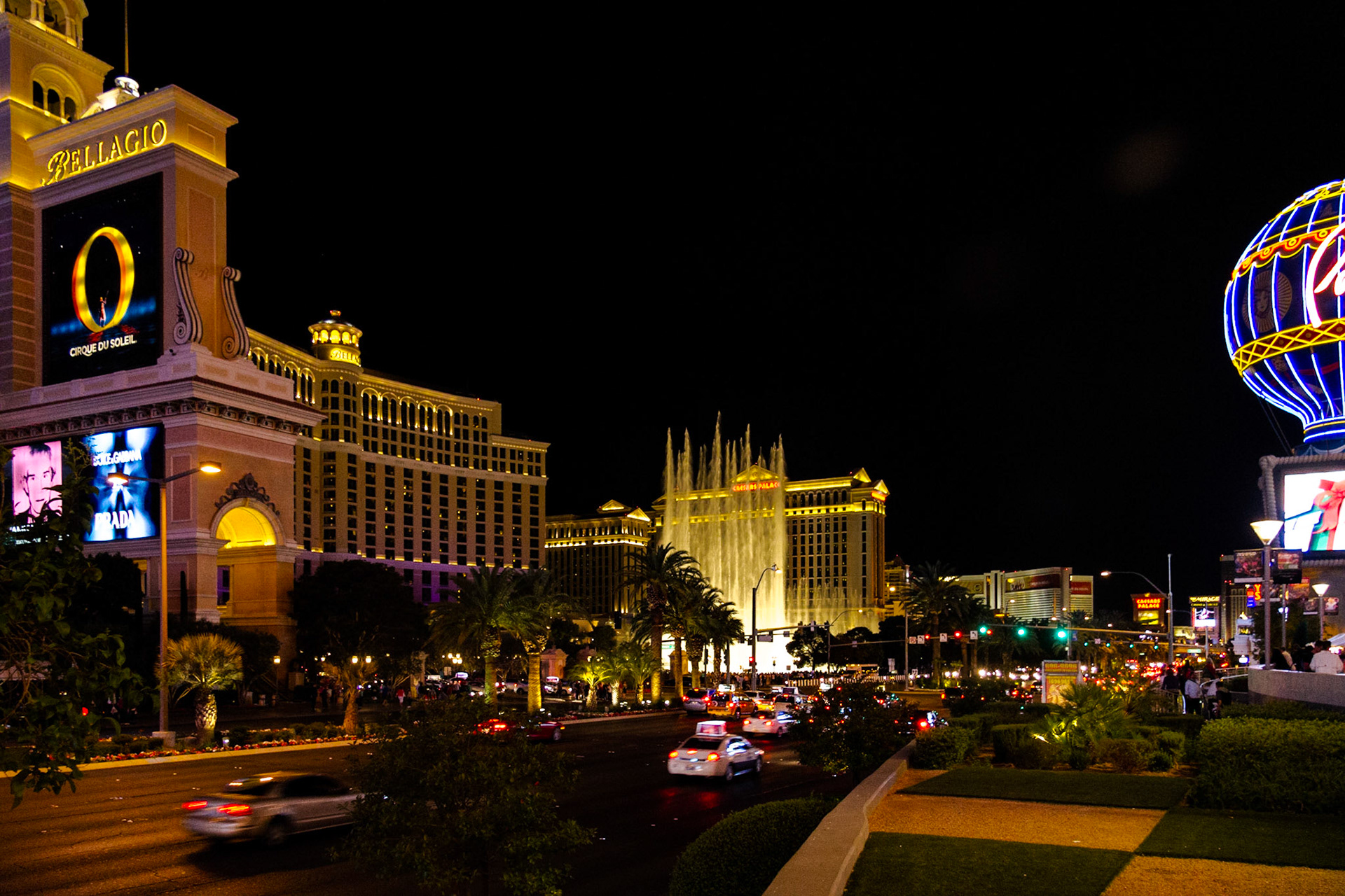 While in Las Vegas for a NAPFA Spring Conference, I went for two photo walks near the Paris Las Vegas Hotel Casino and Convention Center.  This is what I got.